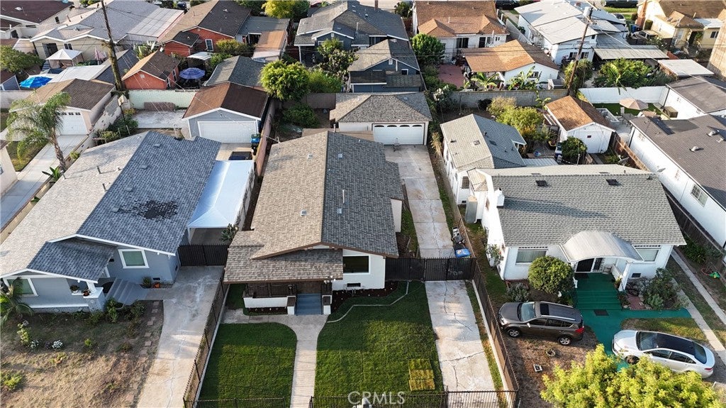 1116 W 76th Street