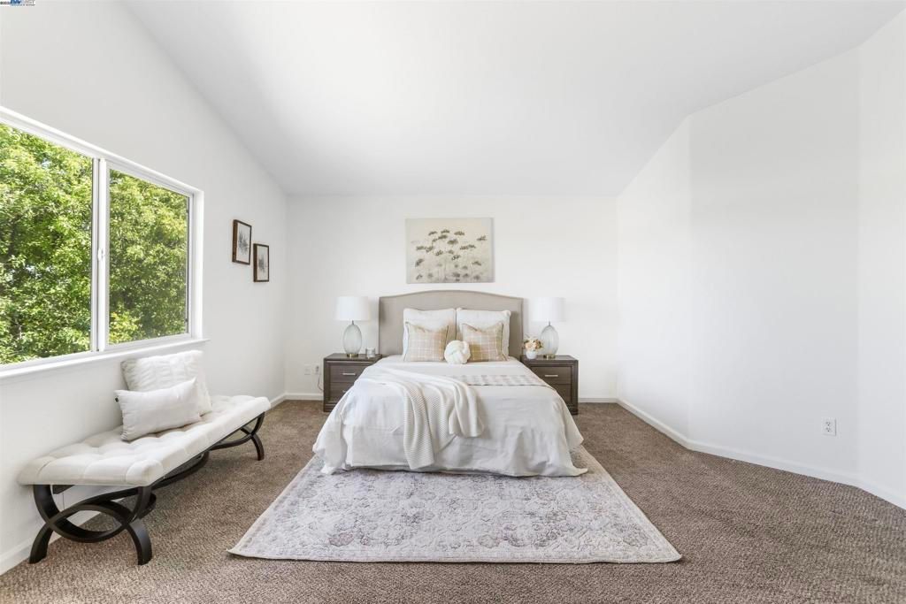 listing image 130729888519301031465