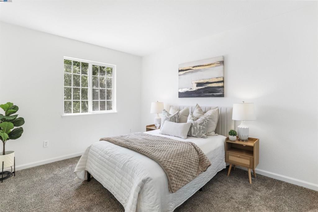listing image 130728189430001376380