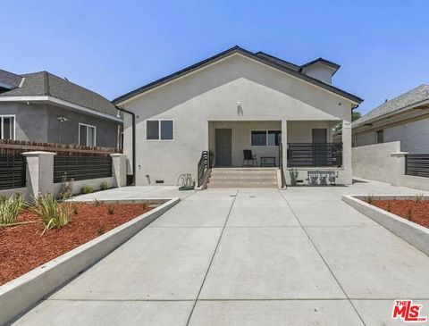 Photo of 731 E 33rd Street #1/2, Los Angeles, CA 90011 (MLS # 25622109)