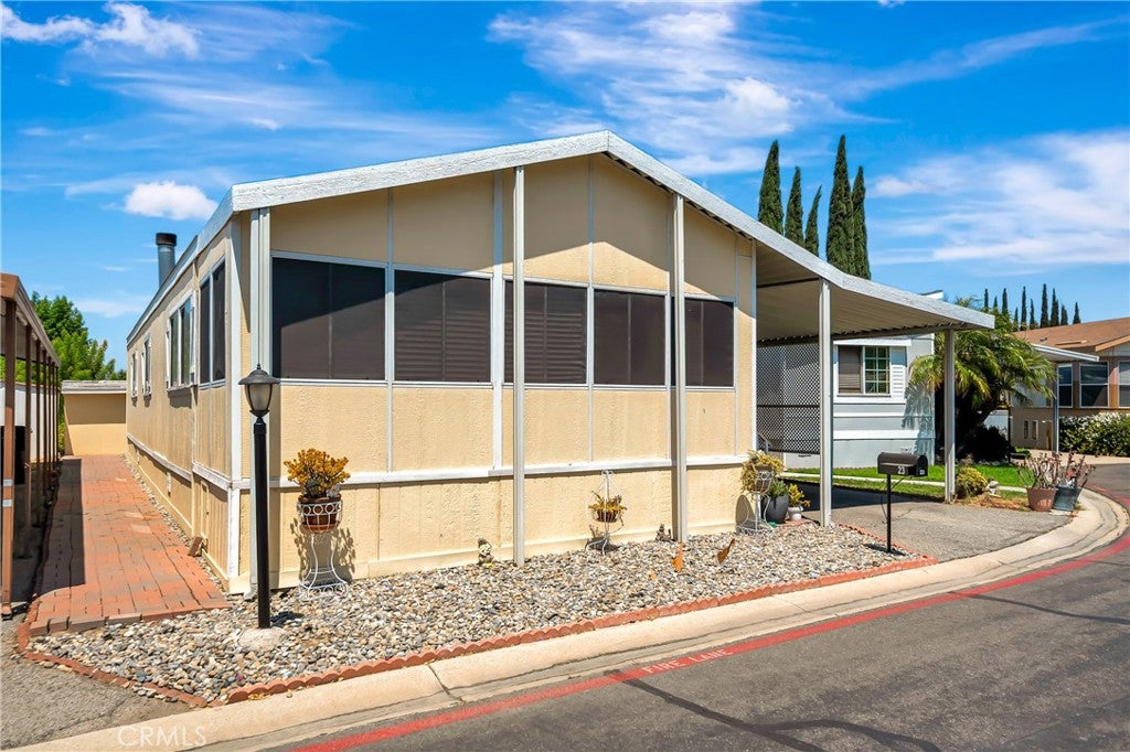 27361 Sierra hwy 23