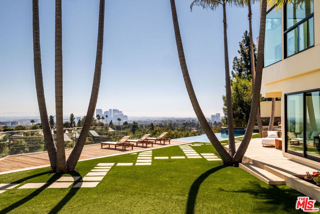 Photo of 1185 Loma Linda Drive, Beverly Hills, CA 90210 (MLS # 26839101)