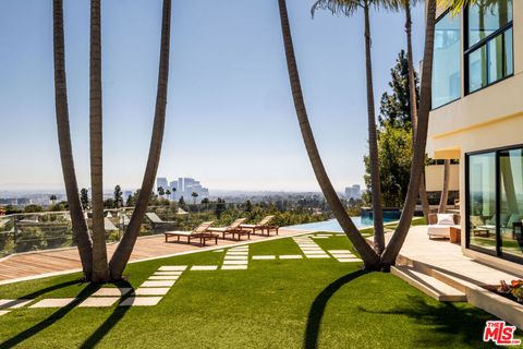 Photo of 1185 Loma Linda Drive, Beverly Hills, CA 90210 (MLS # 26839101)