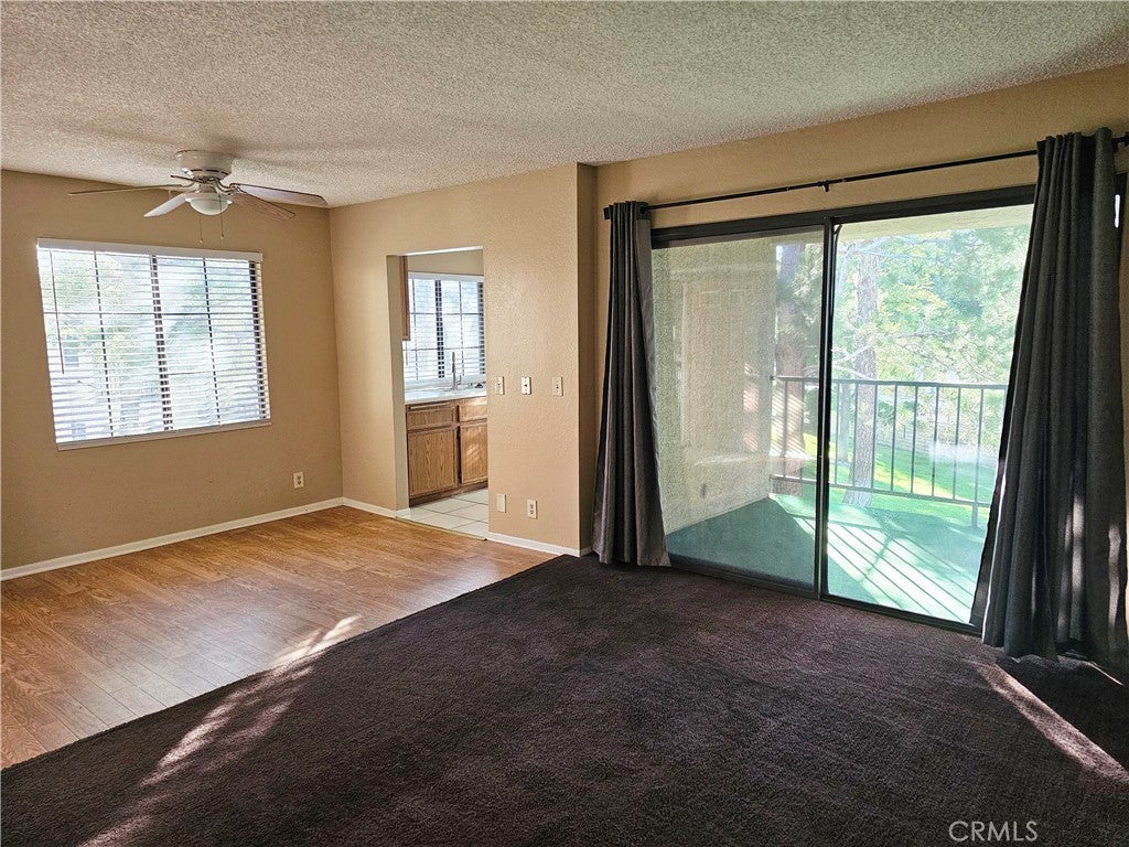 2554 Olive Drive 10