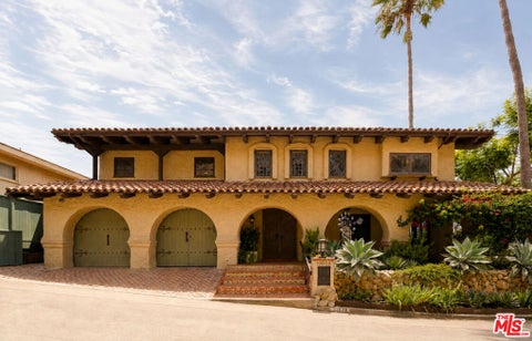Photo of 17638 Revello Drive, Los Angeles, CA 90272 (MLS # 26865843)