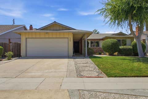 Photo of 560 Elvis Drive, San Jose, CA 95123 (MLS # ML82057557)