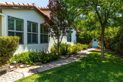 Tiny photo for 669 Red Cloud Road, Paso Robles, CA 93446 (MLS # NS26105802)