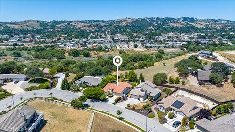 Tiny photo for 669 Red Cloud Road, Paso Robles, CA 93446 (MLS # NS26105802)