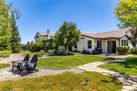 Tiny photo for 669 Red Cloud Road, Paso Robles, CA 93446 (MLS # NS26105802)