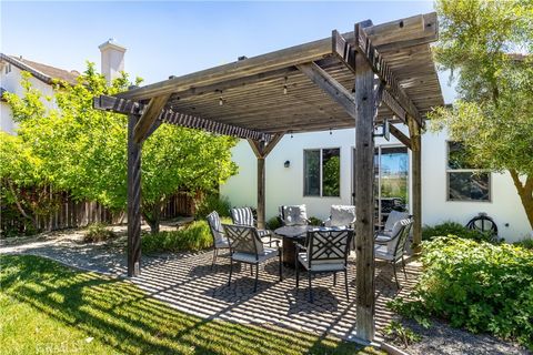 Tiny photo for 669 Red Cloud Road, Paso Robles, CA 93446 (MLS # NS26105802)