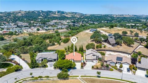 Tiny photo for 669 Red Cloud Road, Paso Robles, CA 93446 (MLS # NS26105802)