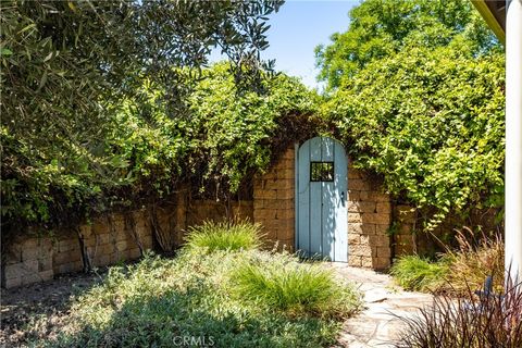 Tiny photo for 669 Red Cloud Road, Paso Robles, CA 93446 (MLS # NS26105802)