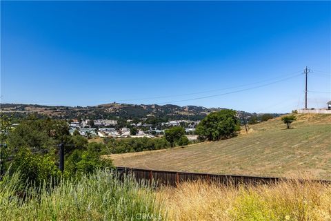 Tiny photo for 669 Red Cloud Road, Paso Robles, CA 93446 (MLS # NS26105802)