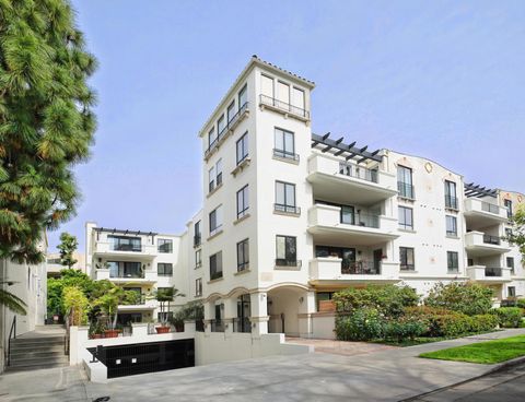 Photo of 1530 Camden Avenue #Ph-1, Los Angeles, CA 90025 (MLS # 219145706DA)