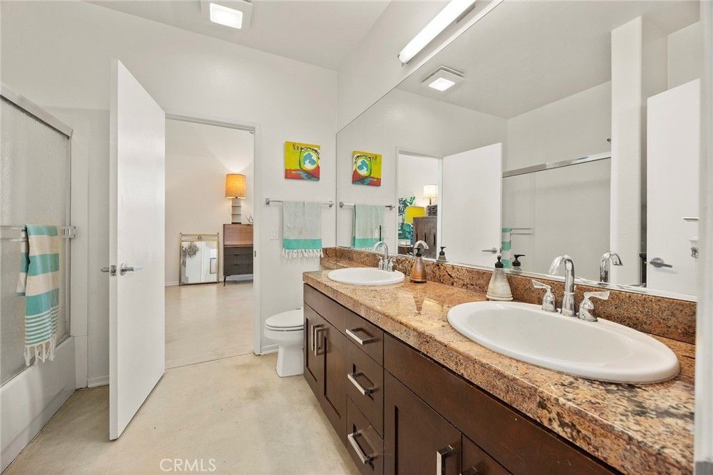 listing image 130728557359780573298