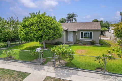 Photo of 5125 N Landis AVE, Baldwin Park, CA 91706 (MLS # CV26186759)