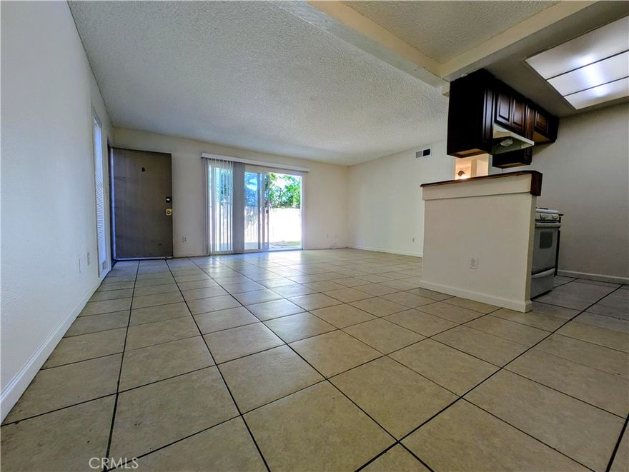 For Rent – 2 Bedroom Apartment in Hemet 4146 Trevor Ln Apt B – Ground Floor



Spacious and recently updated 2-bedroom, 1-bathroom apartment available now!



Features: Two bedrooms with walk-in closets - full bathroom in the hallway



Freshly painted throughout -Tile flooring in the kitchen, dining, living room, and bathrooms - New laminate flooring in bedrooms - Private patio-One-car garage - Convenient location in Hemet, close to shopping, schools, and parks.