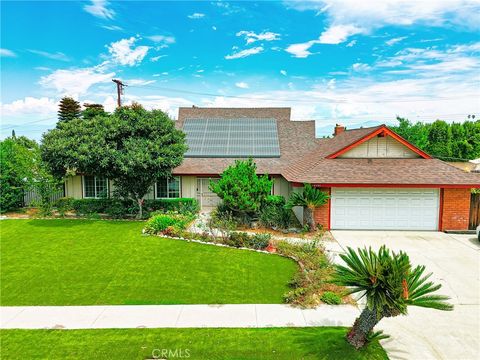 Photo of 15751 La Moine Street, Hacienda Heights, CA 91745 (MLS # AR25147635) Photo of 15751 La Moine Street, Hacienda Heights, CA 91745 (MLS # AR25147635)