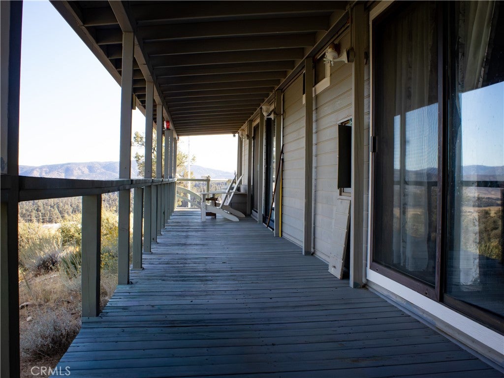 Properties 2 15815 Curtis Trail