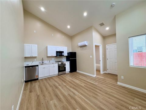 Photo of 1464 3rd Street #2, La Verne, CA 91750 (MLS # CV26037755)