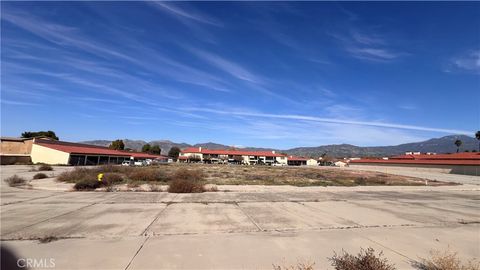 43125 Andrade Hemet CA 92544