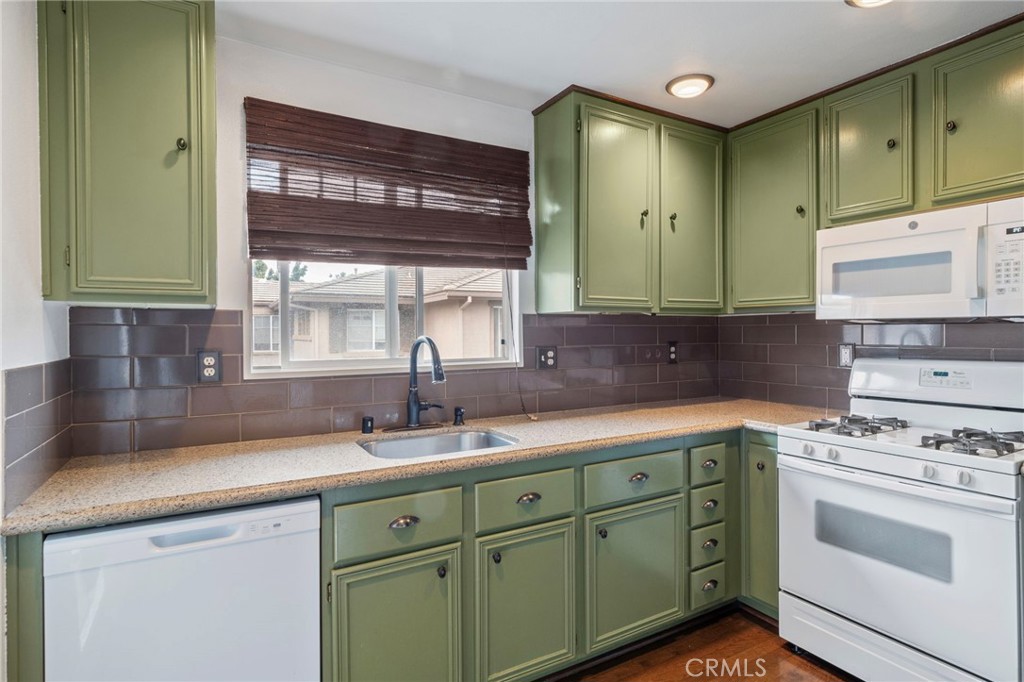 Laguna Vista - Audubon (ALV) - Residential Lease