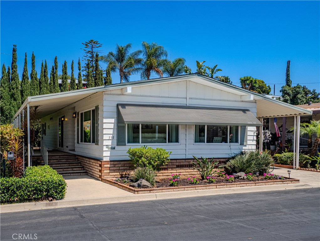 335 Ridgelake