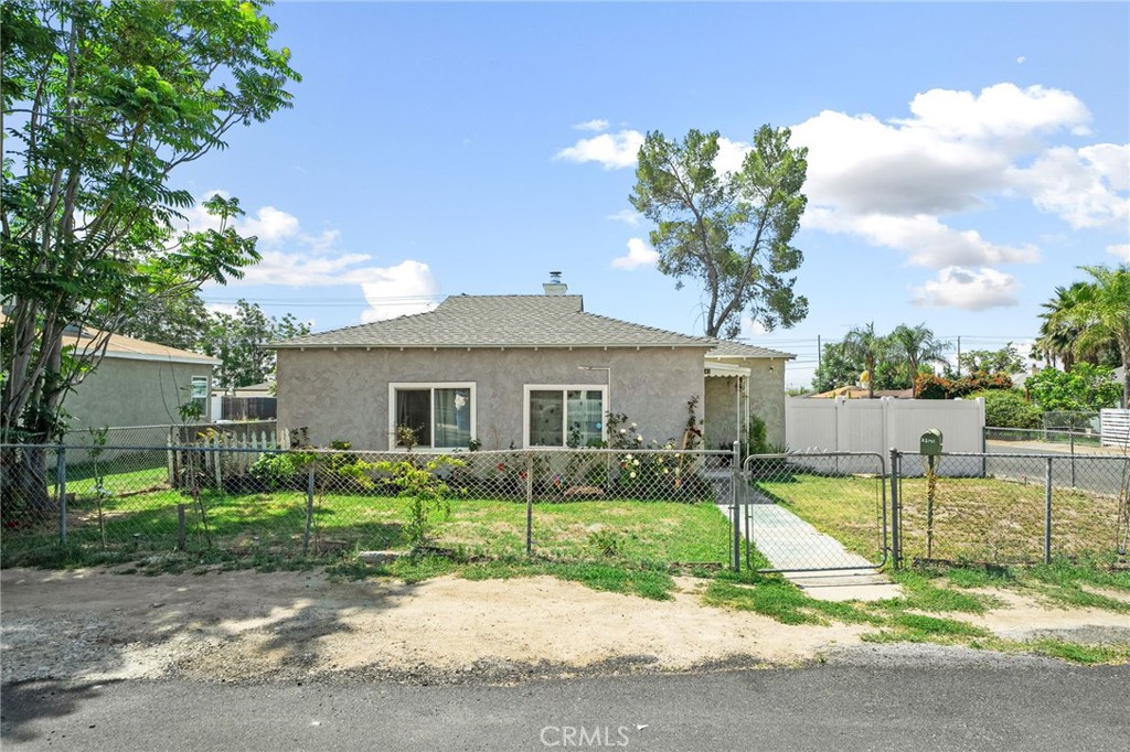 25141 Independent Place
