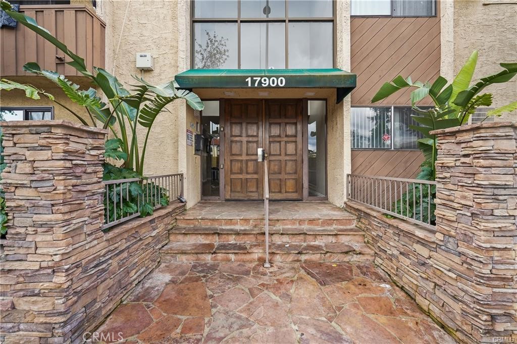 Discover the perfect blend of modern design and effortless living in this newly remodeled, bright, and airy 1-bedroom, 1-bath condo. Step inside to an open-concept floorplan, where every detail has been thoughtfully updated. The recently remodeled kitchen features new cabinetry, countertops, and recessed lighting, making weeknight meals a pleasure. Enjoy the privacy of this upstairs unit, with fresh paint and recessed lighting throughout. The bathroom has also been completely remodeled, and the generously sized bedroom offers ample storage with its wall-to-wall mirrored closet. This is a turnkey opportunity to immediately upgrade your lifestyle, whether you're taking your first step onto the property ladder or seeking a low-maintenance, high-return investment. Enjoy the unparalleled convenience of 2 assigned parking spaces, a premium amenity that adds comfort! This gated community offers amenities like sparkling pool & spa, tennis courts, BBQ areas, recreational room, gym, grassy areas and laundry facility. Conveniently located near Lake Balboa Park, schools, shopping centers, CSUN, Pierce College and 101 & 405 freeways. Call me for a private showing.