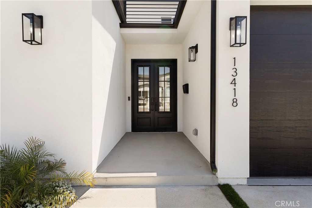 Properties 4 13418 W Crowley Street