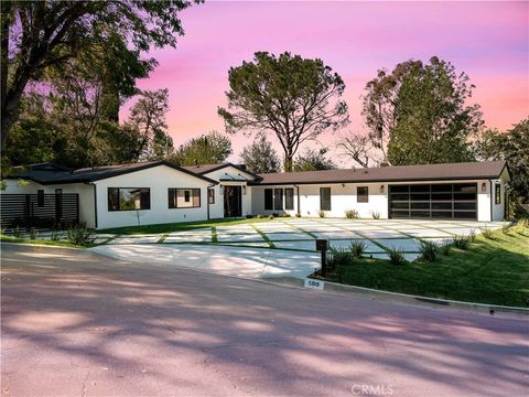 5019 Donna Avenue Tarzana CA 91356