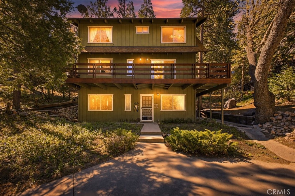 27352 Alpen Drive