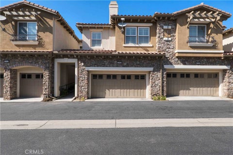 Photo of 21917 Bella Vista Place, Chatsworth, CA 91311 (MLS # SR26188409)