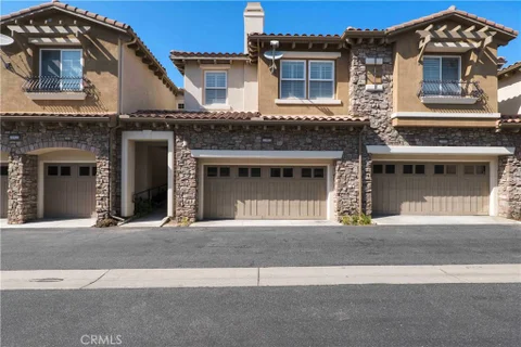 MLS: SR26188409