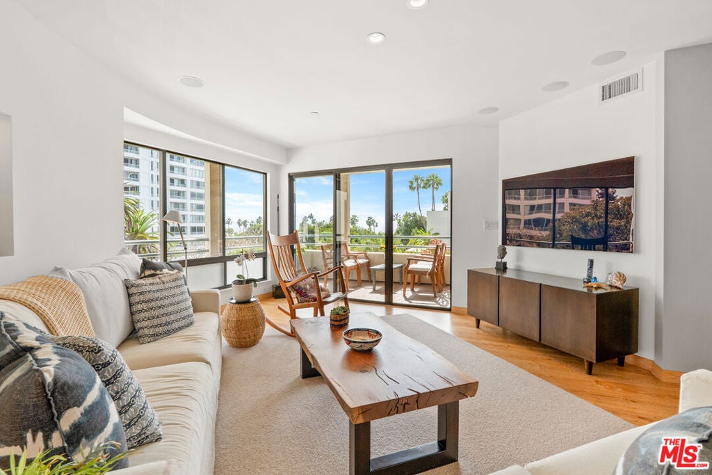Photo of 140 Ocean Park Boulevard #425, Santa Monica, CA 90405 (MLS # 26990371)