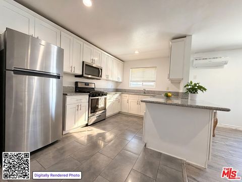 Photo of 1100 Exposition Boulevard #2, Los Angeles, CA 90007 (MLS # 26667613)