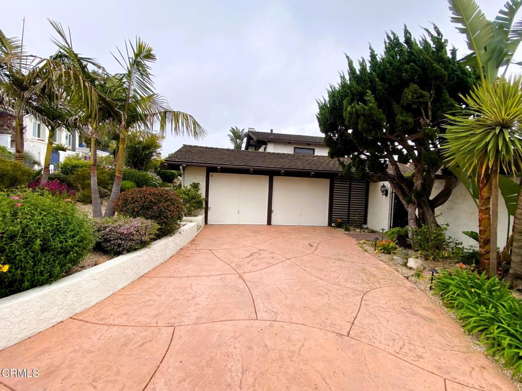 1780 Hillcrest Drive