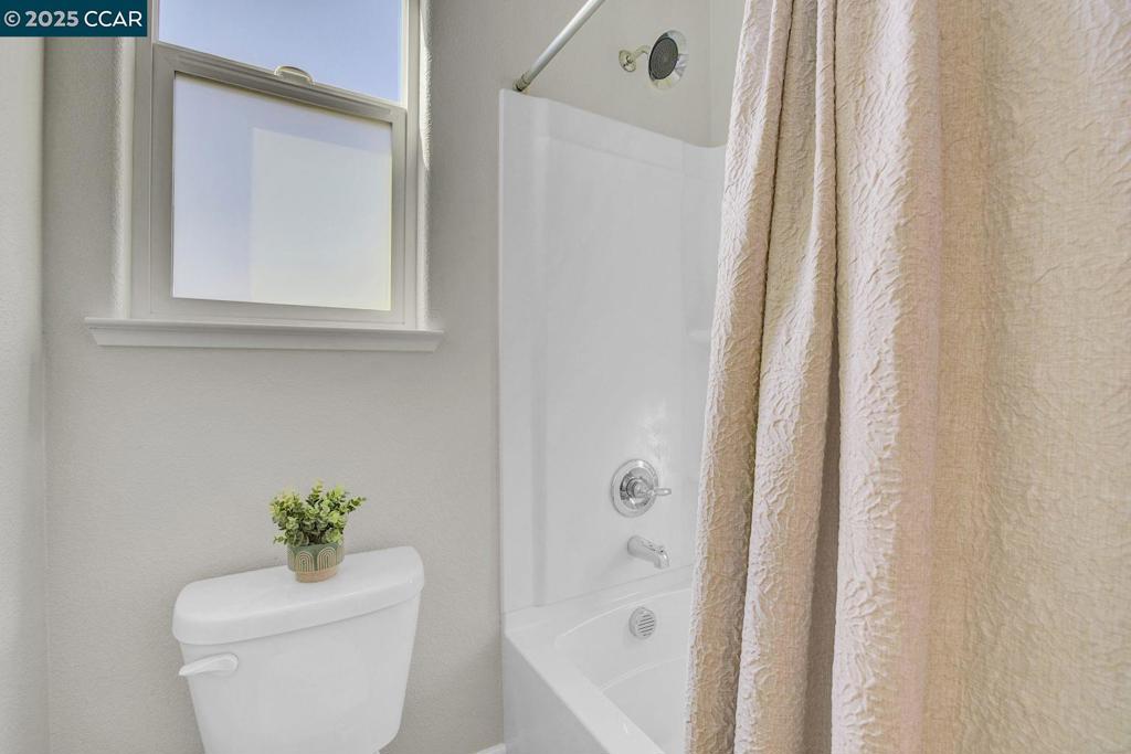 BRENTWOOD - Residential