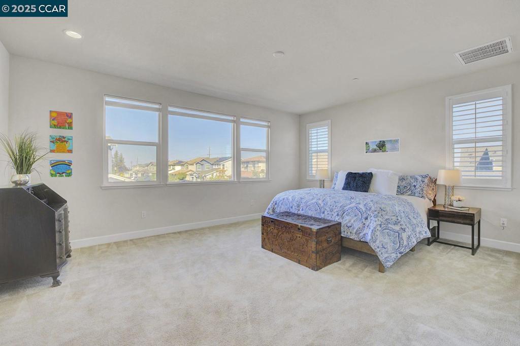 BRENTWOOD - Residential