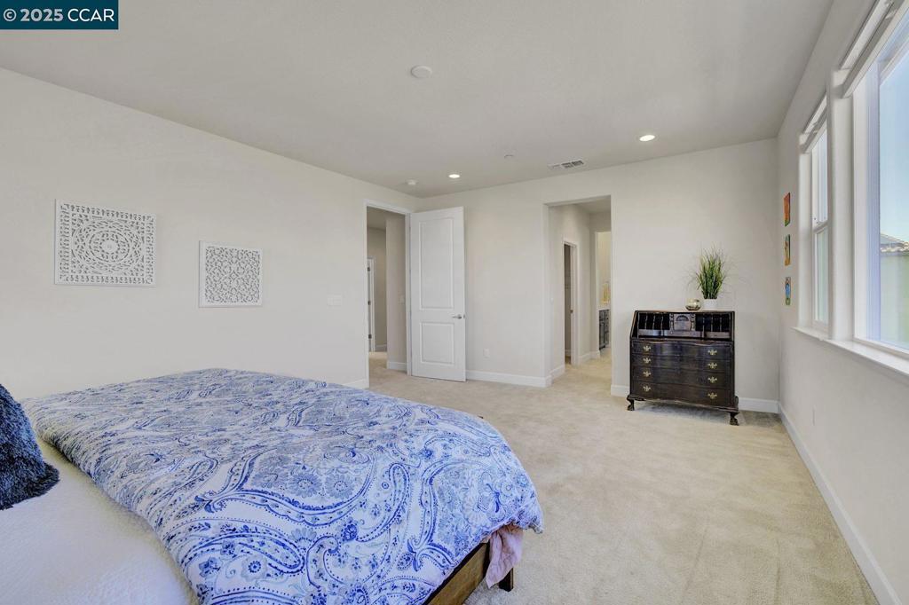 BRENTWOOD - Residential