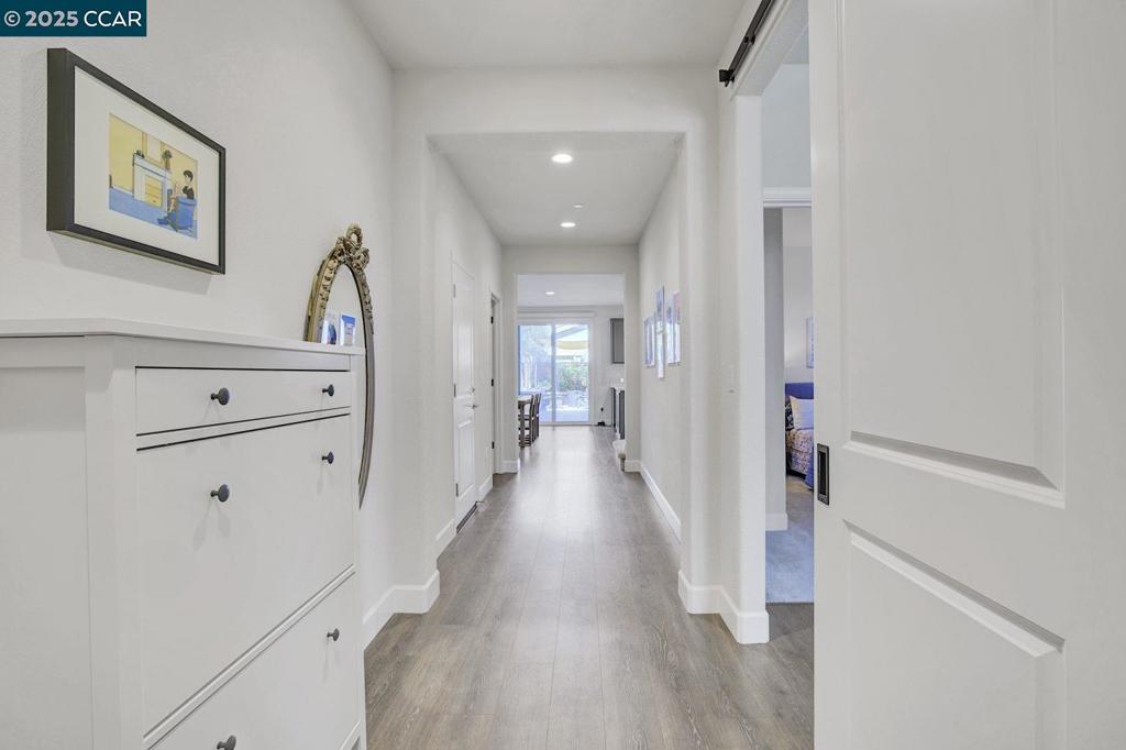 BRENTWOOD - Residential