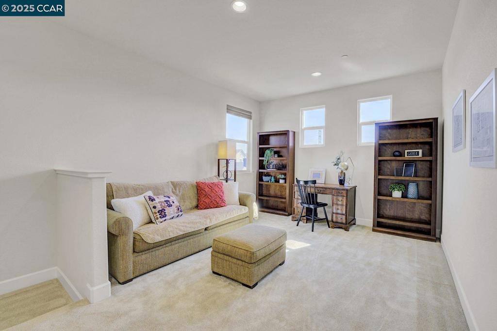 BRENTWOOD - Residential