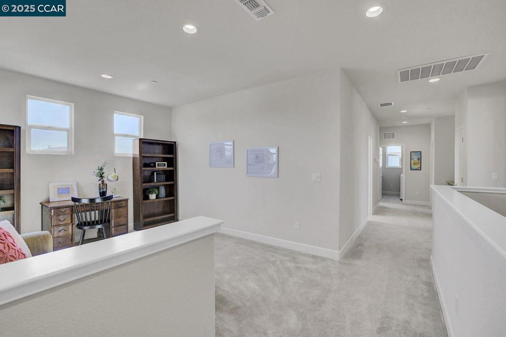 BRENTWOOD - Residential