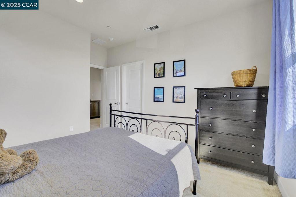 BRENTWOOD - Residential