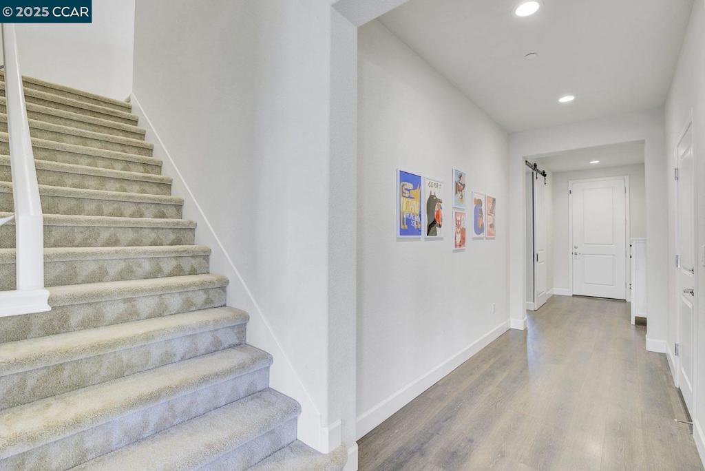 BRENTWOOD - Residential