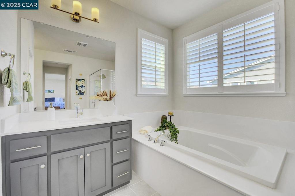 BRENTWOOD - Residential