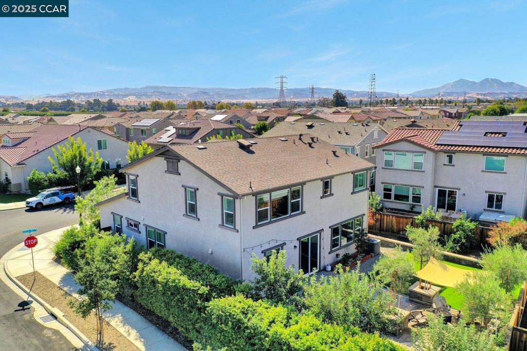 BRENTWOOD - Residential