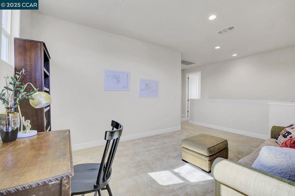 BRENTWOOD - Residential