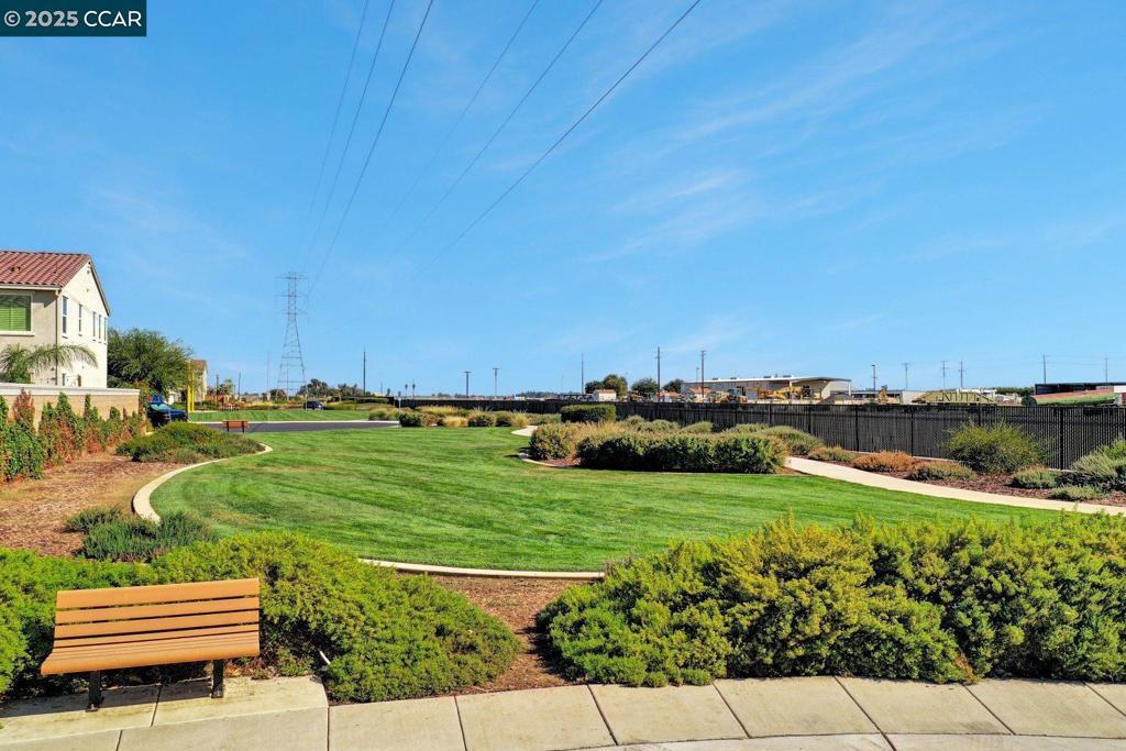 BRENTWOOD - Residential
