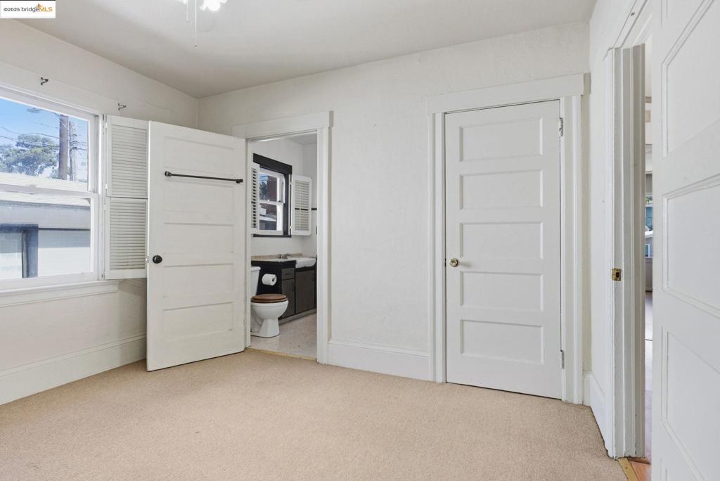 RESERVOIR HILLS - Residential